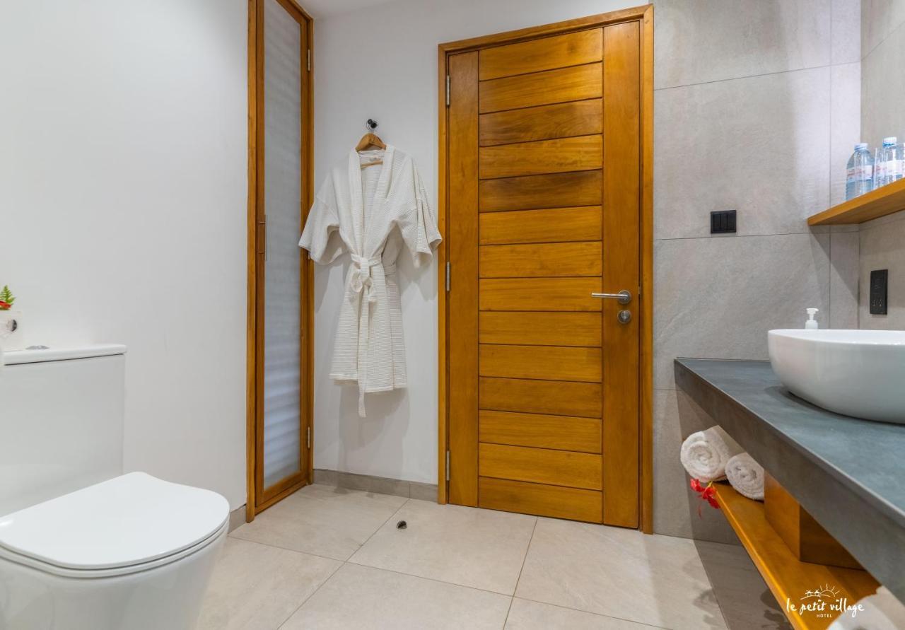 Le Petit Village Boutique Hotel & Spa คัมพาลา ภายนอก รูปภาพ