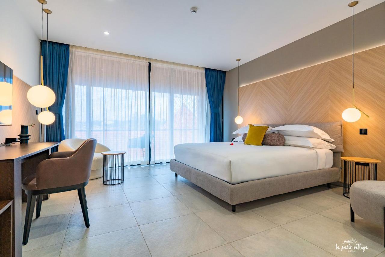 Le Petit Village Boutique Hotel & Spa คัมพาลา ภายนอก รูปภาพ