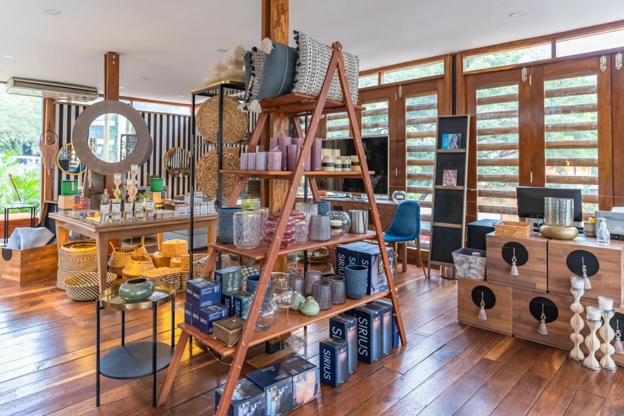 Le Petit Village Boutique Hotel & Spa คัมพาลา ภายนอก รูปภาพ