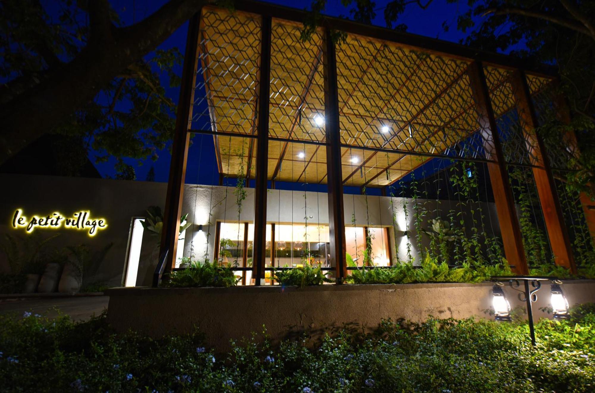 Le Petit Village Boutique Hotel & Spa คัมพาลา ภายนอก รูปภาพ