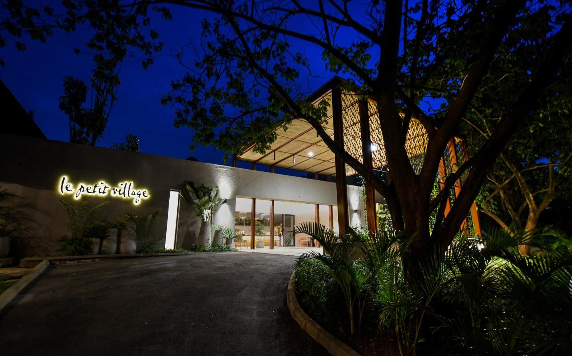 Le Petit Village Boutique Hotel & Spa คัมพาลา ภายนอก รูปภาพ
