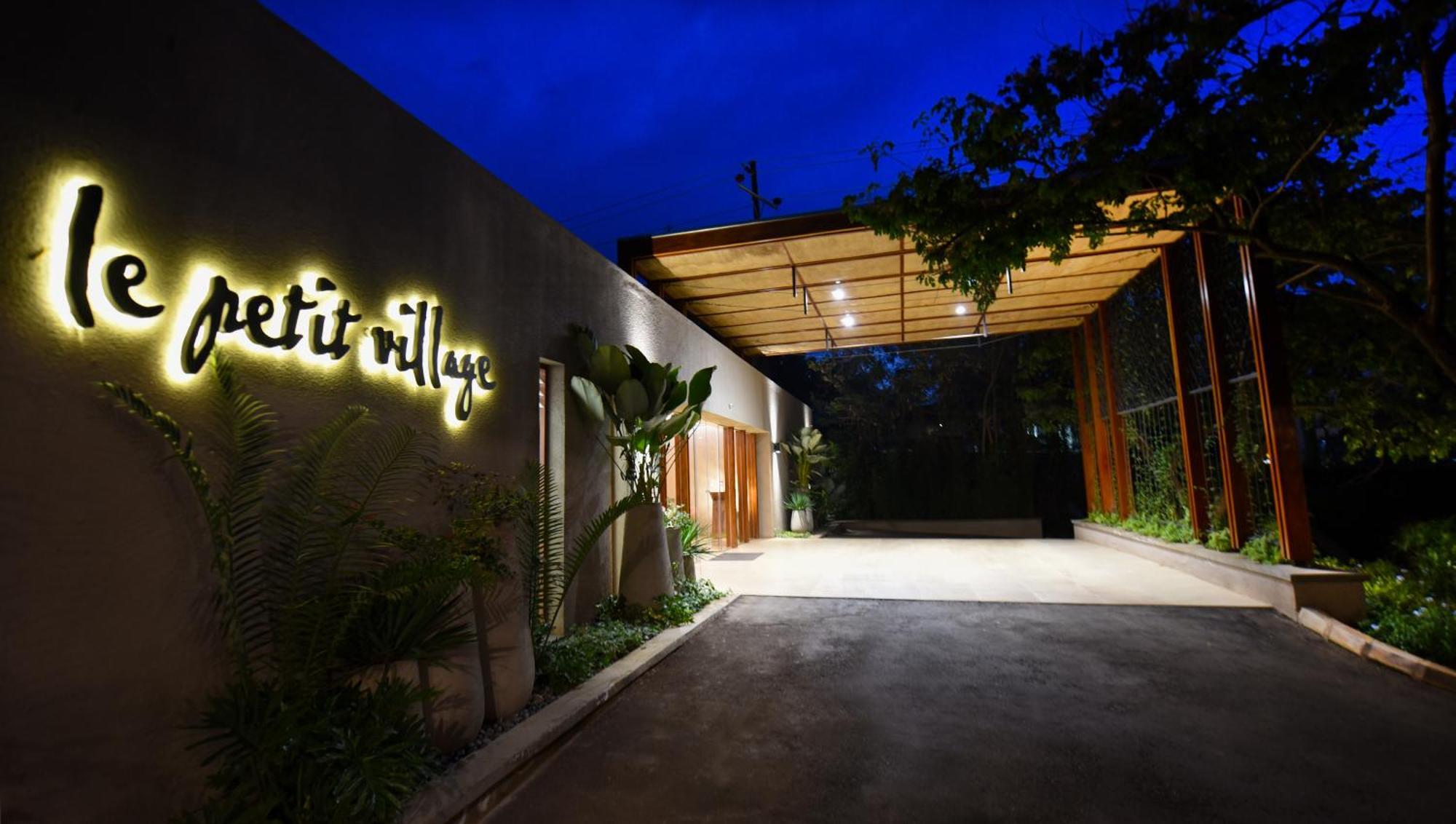 Le Petit Village Boutique Hotel & Spa คัมพาลา ภายนอก รูปภาพ