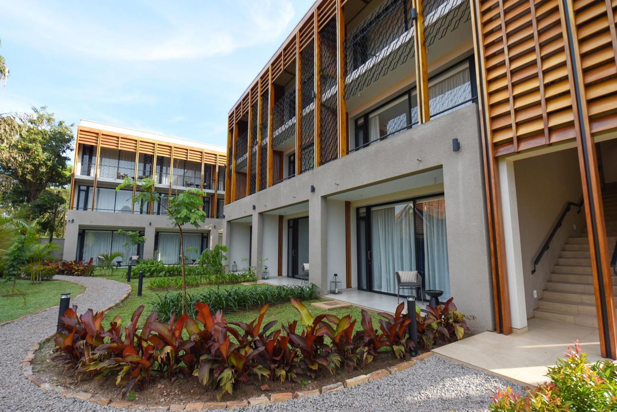 Le Petit Village Boutique Hotel & Spa คัมพาลา ภายนอก รูปภาพ