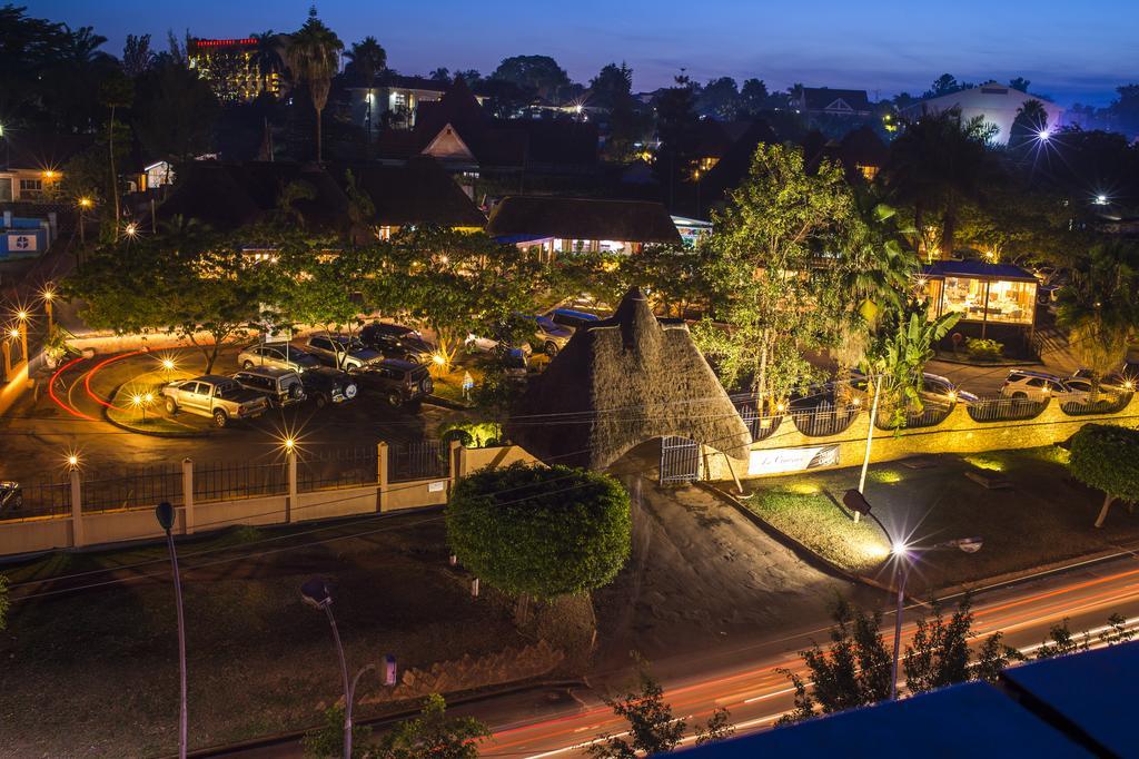 Le Petit Village Boutique Hotel & Spa คัมพาลา ภายนอก รูปภาพ